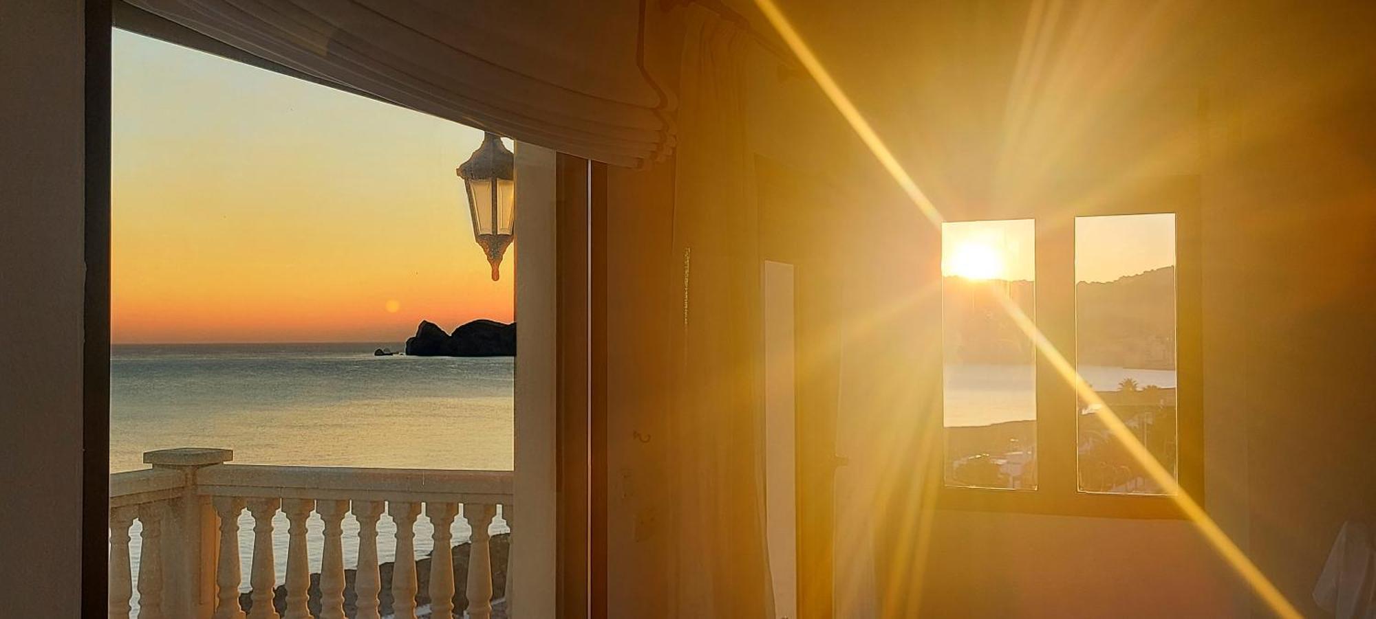 Mar-Beach Front Apartment In Jávea Buitenkant foto